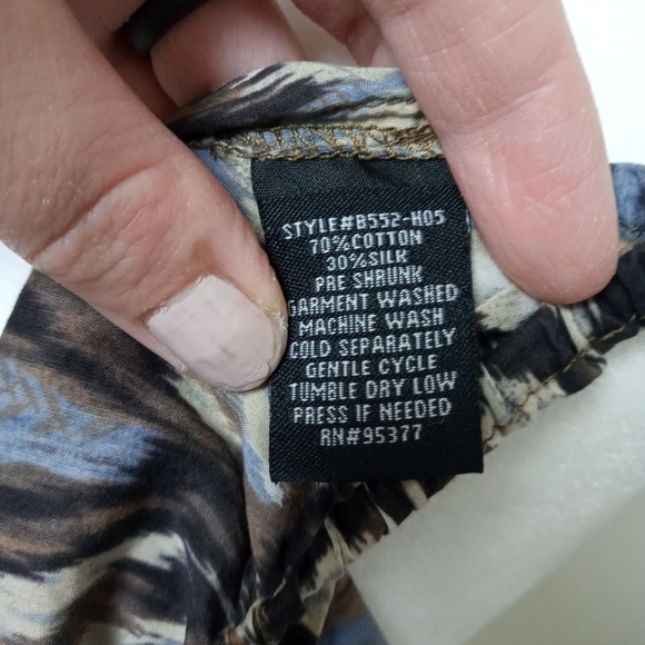 Crochet Lace Button Down Tie Front Long Sleeve Top - Picture 9 of 12